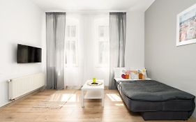 Bright&Cosy Apartments in Poznań by Noclegi Renters